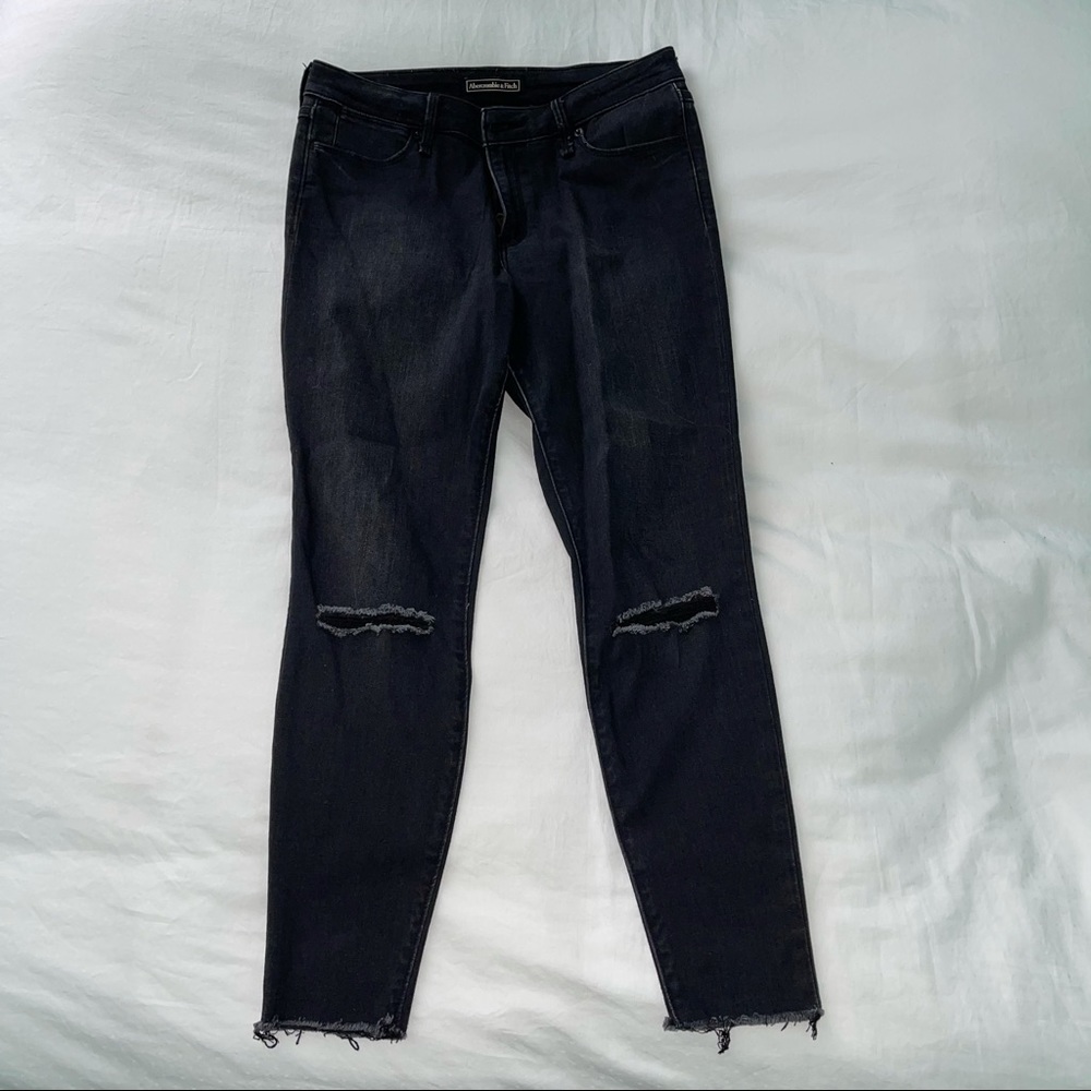 A&F | Signature Collection Skinny Ankle Jeans